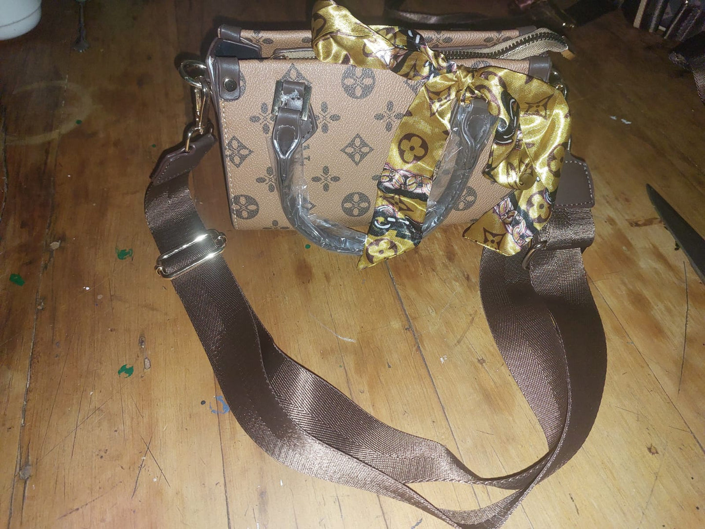Lilac Shoulder Bag with Coin Purse